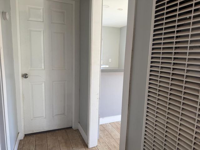 18 B St, Empire, CA 95319