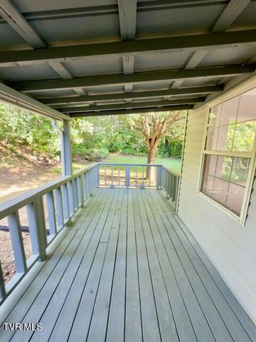 125 Reynolds Hills Drive, Rogersville, TN 37857