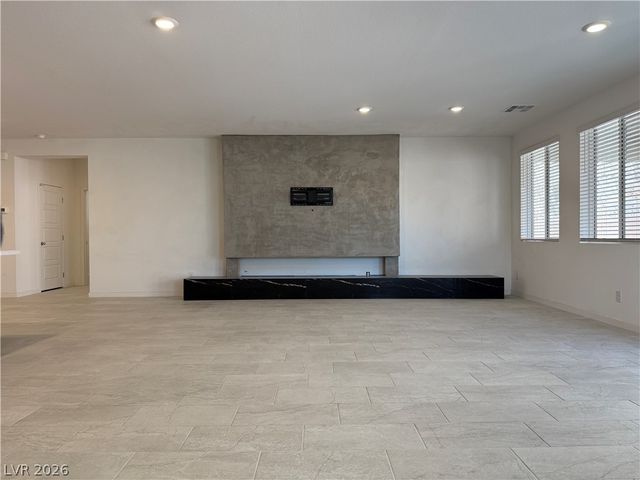 9956 Joshua Foothills Street, Las Vegas, NV 89178