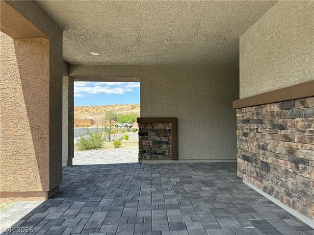 9956 Joshua Foothills Street, Las Vegas, NV 89178