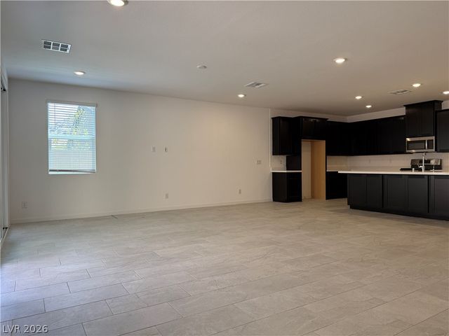 9956 Joshua Foothills Street, Las Vegas, NV 89178