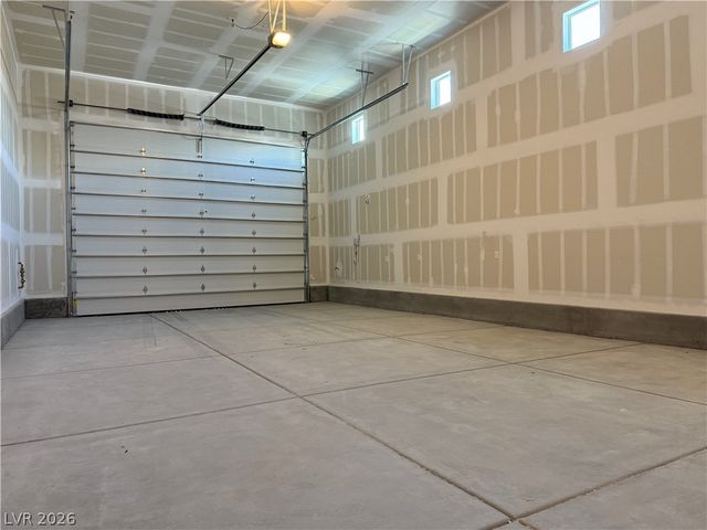 9956 Joshua Foothills Street, Las Vegas, NV 89178