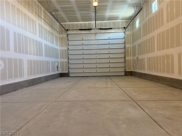 9956 Joshua Foothills Street, Las Vegas, NV 89178