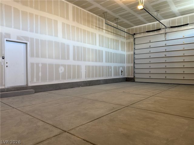 9956 Joshua Foothills Street, Las Vegas, NV 89178