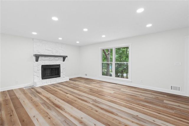 412 Trotters Ridge Ridge, Lawrenceville, GA 30043
