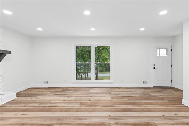 412 Trotters Ridge Ridge, Lawrenceville, GA 30043