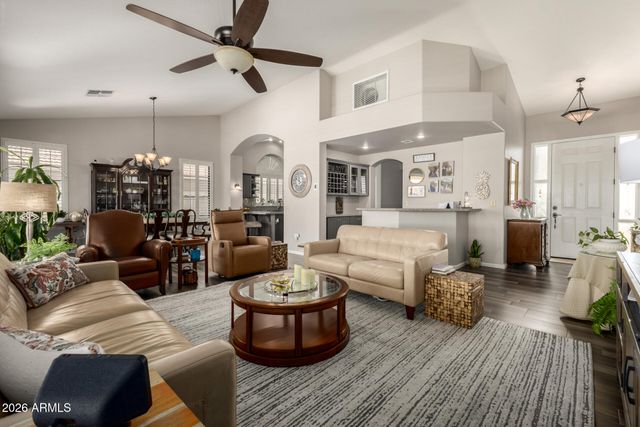 24614 S LAKEWAY Circle SE, Sun Lakes, AZ 85248