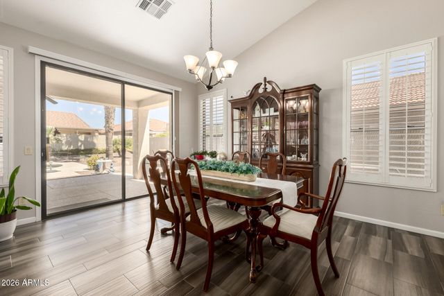 24614 S LAKEWAY Circle SE, Sun Lakes, AZ 85248