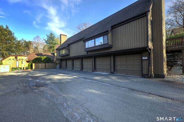 59 Heritage Village F, Southbury, CT 06488