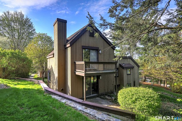 59 Heritage Village F, Southbury, CT 06488