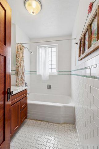 1504 48th Street, Des Moines, IA 50311