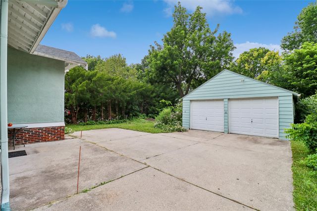 1504 48th Street, Des Moines, IA 50311