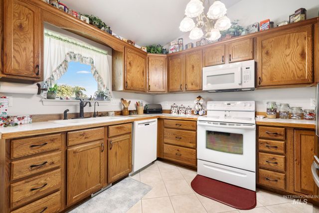 1440 Cayuse Creek Dr, Kimberly, ID 83341