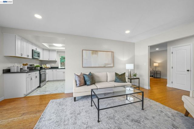2785 Canyon Creek Dr, San Ramon, CA 94583