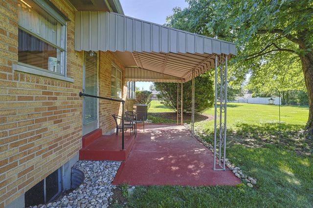 2559 Amsterdam Road, Villa Hills, KY 41017