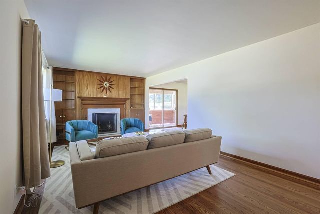 2559 Amsterdam Road, Villa Hills, KY 41017