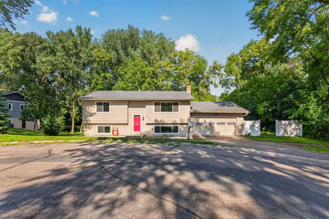 7631 Ontario Boulevard, Eden Prairie, MN 55344