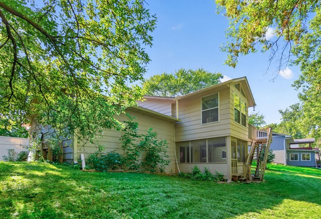 7631 Ontario Boulevard, Eden Prairie, MN 55344