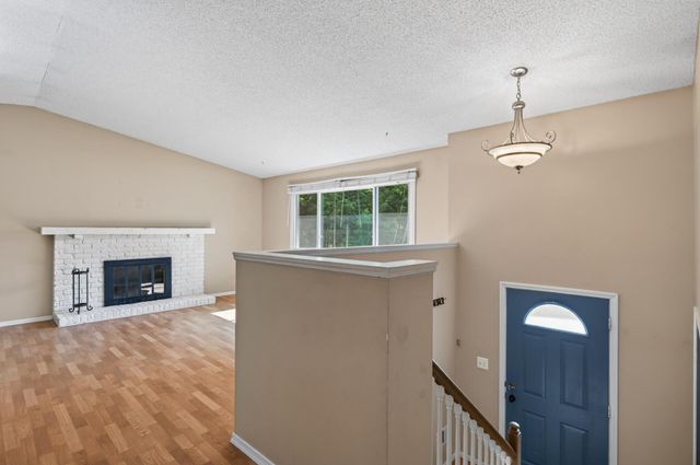 7631 Ontario Boulevard, Eden Prairie, MN 55344