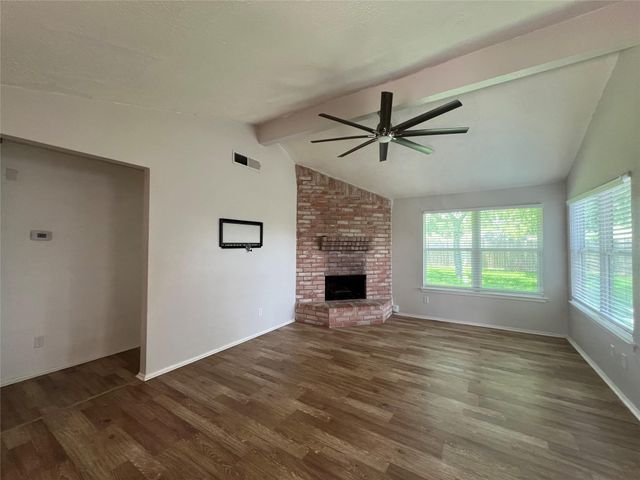 2607 N Brompton Drive, Pearland, TX 77584