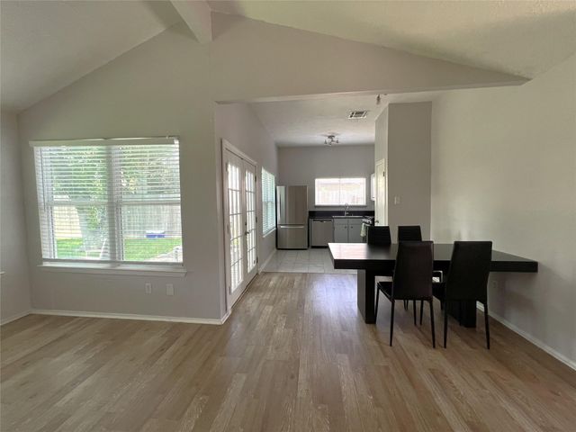 2607 N Brompton Drive, Pearland, TX 77584