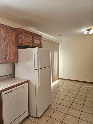 1401 &1403 S Clark Avenue, Bolivar, MO 65613