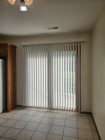 1401 &1403 S Clark Avenue, Bolivar, MO 65613