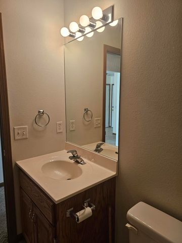 1401 &1403 S Clark Avenue, Bolivar, MO 65613