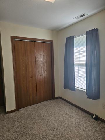 1401 &1403 S Clark Avenue, Bolivar, MO 65613