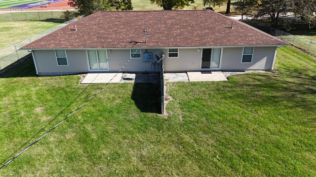 1401 &1403 S Clark Avenue, Bolivar, MO 65613