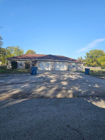 1401 &1403 S Clark Avenue, Bolivar, MO 65613