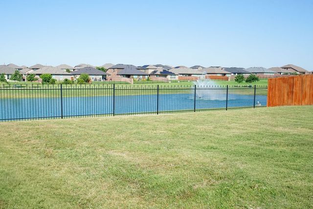 1204 Burlingame Drive, Cleburne, TX 76033