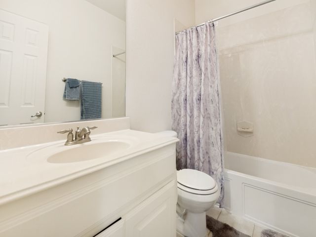 3019 Riverwood Lane, Grand Prairie, TX 75052