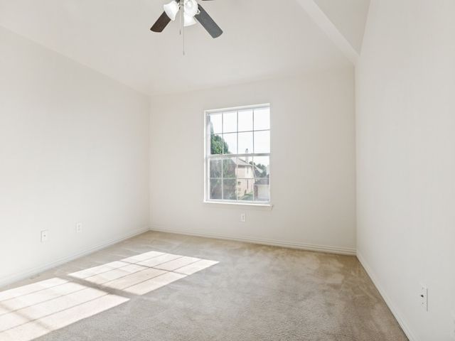 3019 Riverwood Lane, Grand Prairie, TX 75052