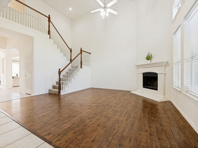 3019 Riverwood Lane, Grand Prairie, TX 75052
