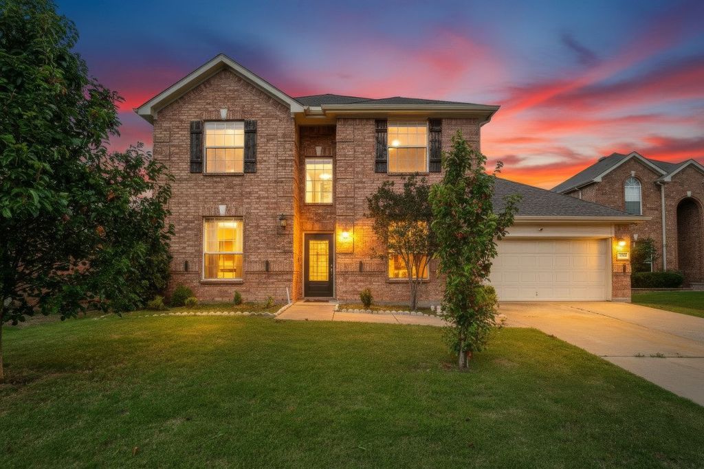 3019 Riverwood Lane, Grand Prairie, TX 75052