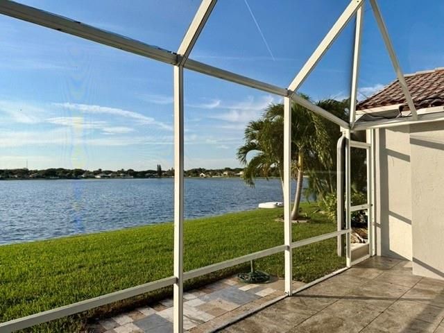 3608 Coco Lake Dr, Coconut Creek, FL 33073