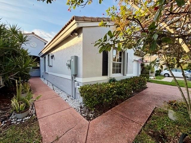 3608 Coco Lake Dr, Coconut Creek, FL 33073