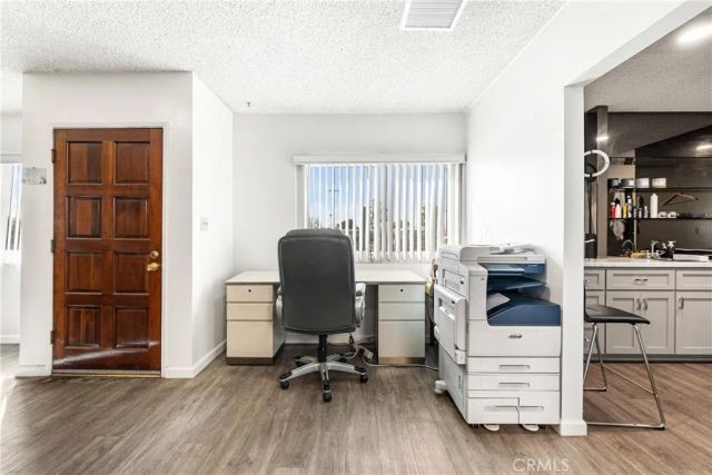 7840 Pioneer Boulevard, Whittier, CA 90606