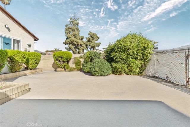 7840 Pioneer Boulevard, Whittier, CA 90606