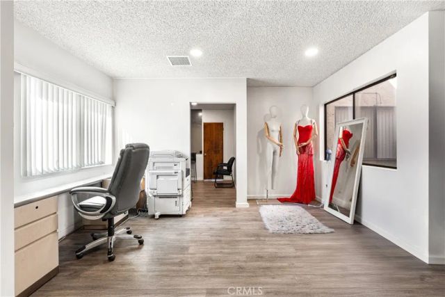 7840 Pioneer Boulevard, Whittier, CA 90606