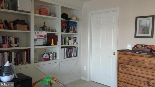 20941 KILLAWOG TER, Ashburn, VA 20147