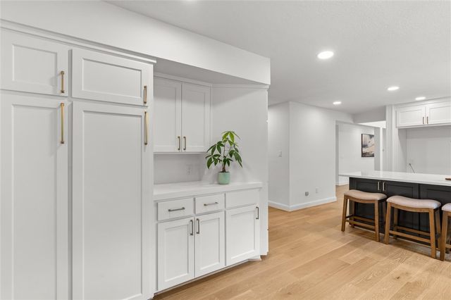 214 El Contento Drive, Bentonville, AR 72712