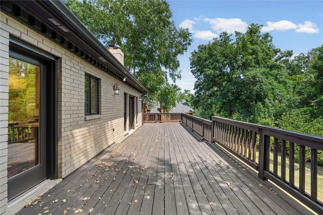 214 El Contento Drive, Bentonville, AR 72712