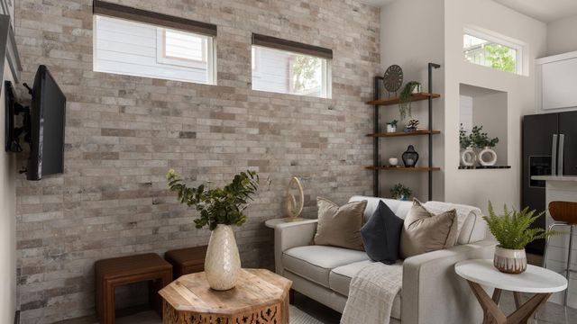 1905 Pennsylvania Ave A, Austin, TX 78702