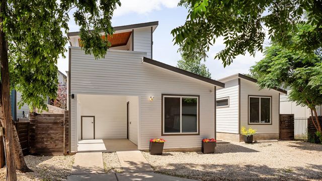 1905 Pennsylvania Ave A, Austin, TX 78702