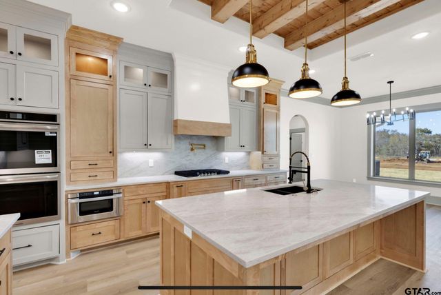 15653 County Road 436, Lindale, TX 75771