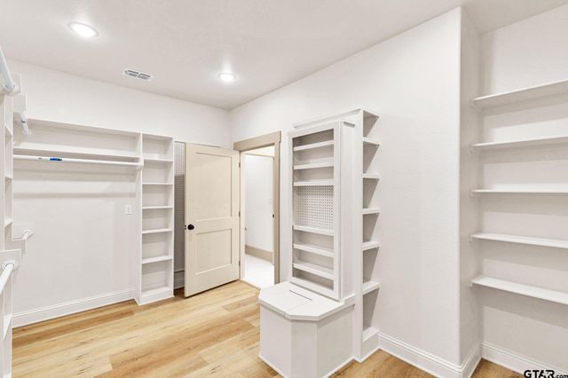 15653 County Road 436, Lindale, TX 75771