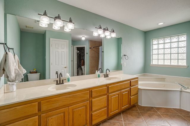 1050 Hampel Road, Palmer, TX 75152