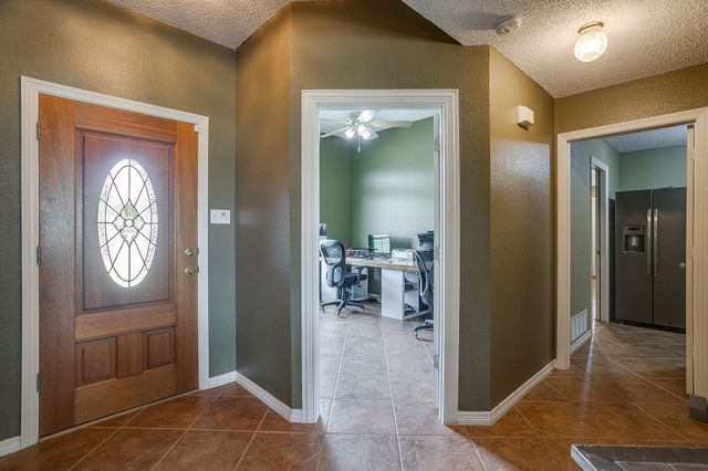 1050 Hampel Road, Palmer, TX 75152